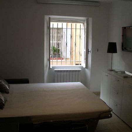 Appartement 3 Studios Centre Ville Saint Tropez Avec Parking Εξωτερικό φωτογραφία