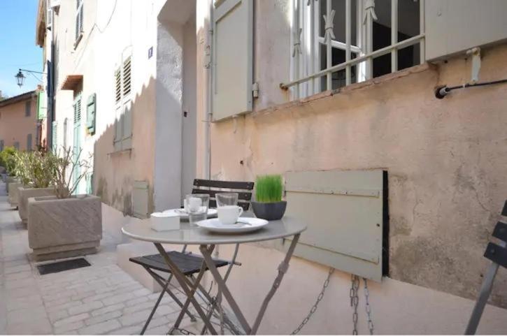 Appartement 3 Studios Centre Ville Saint Tropez Avec Parking Εξωτερικό φωτογραφία